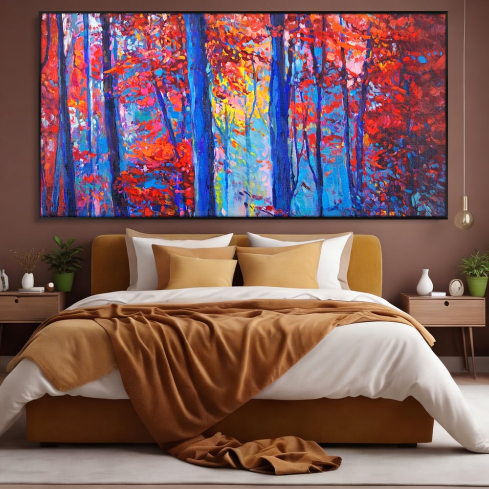 Tablou canvas cu pictura in ulei cu padure de toamna, in rama de aluminiu negru, pe perete intr-un dormitor